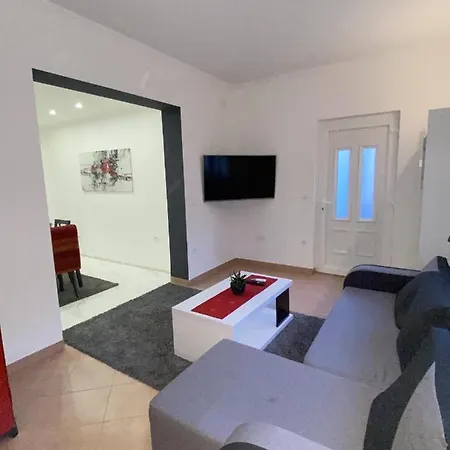 & - Marina Appartement